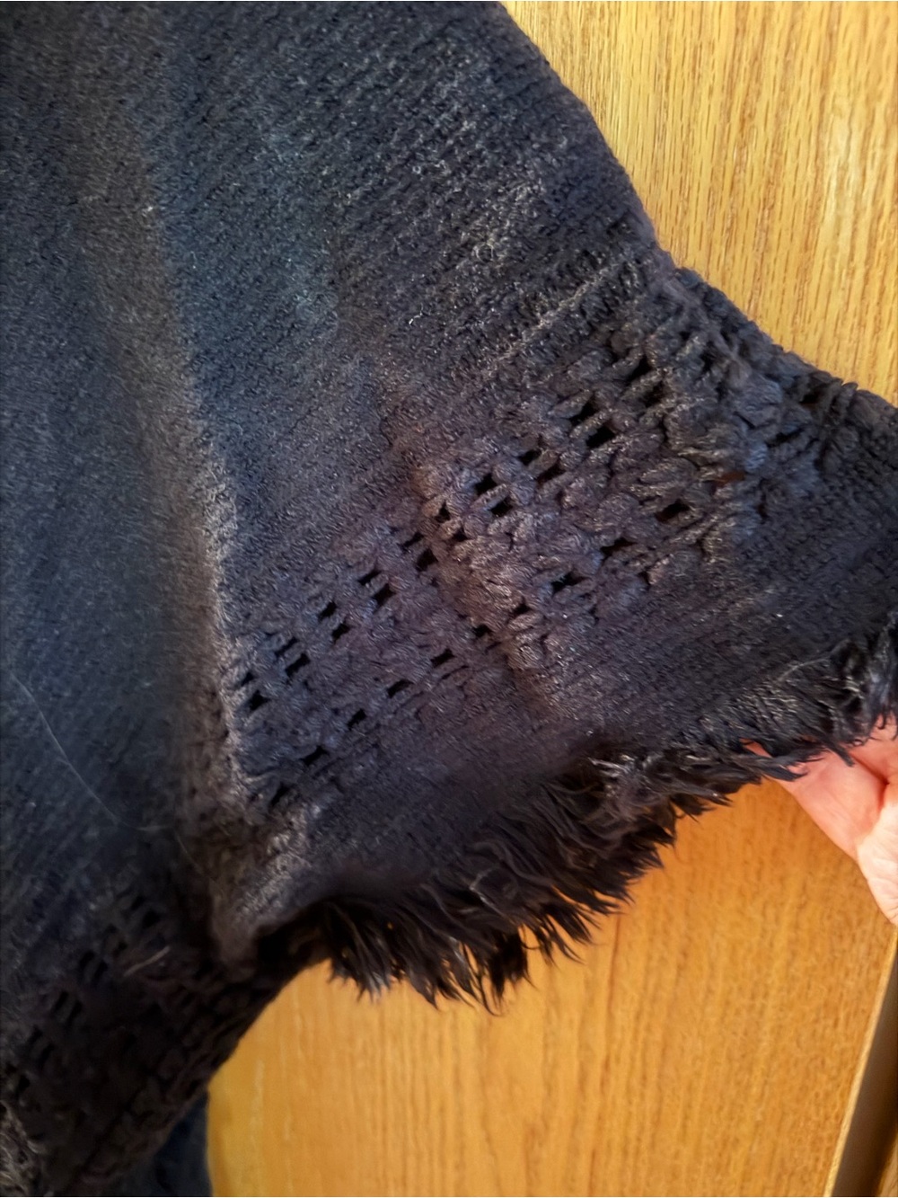 Black fringe Open-Front Women's Sweater Shawl with sleeves - Picture 3 of 3